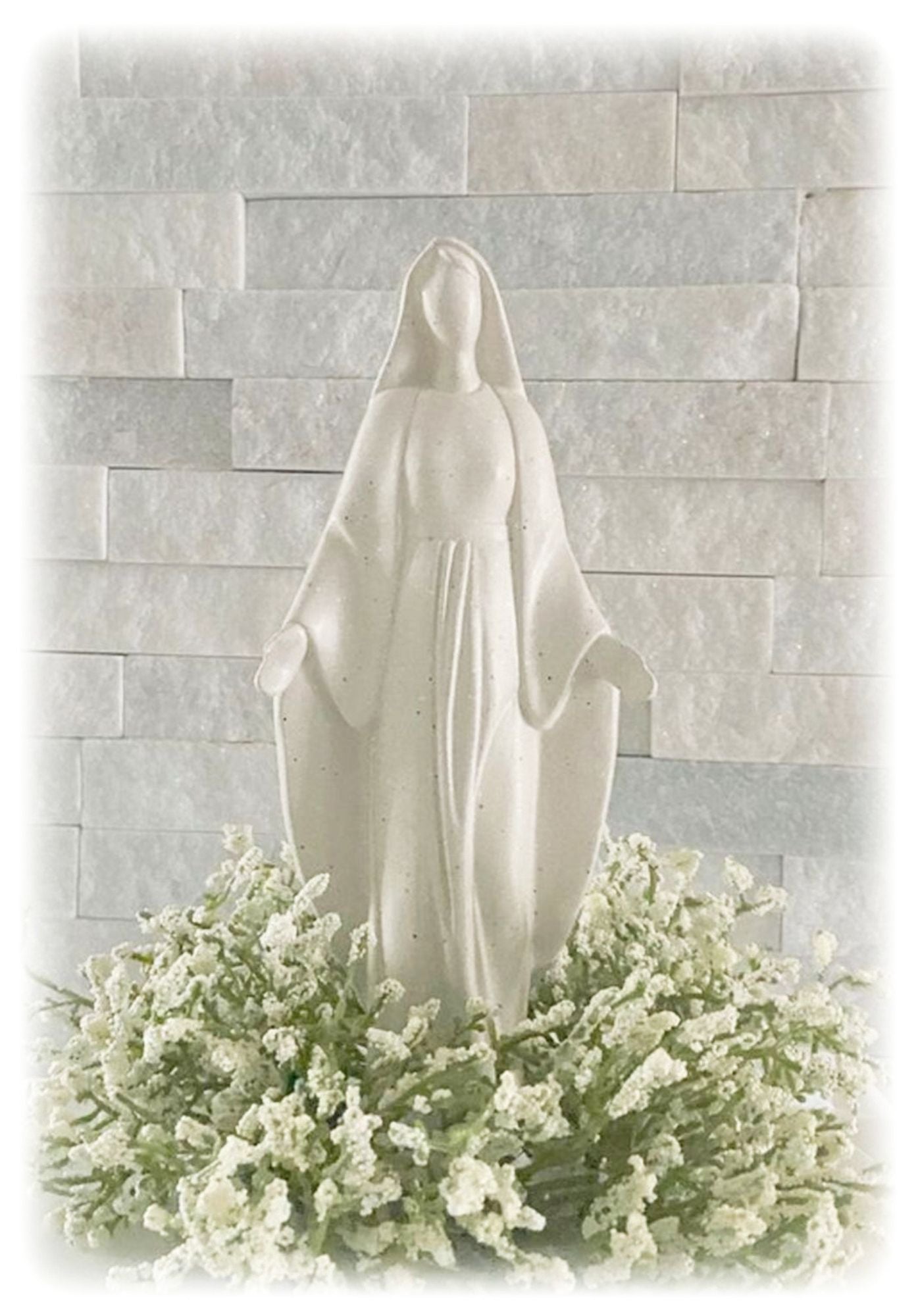 Accent Wreath with Miniature White Flowers for Statues or Candles