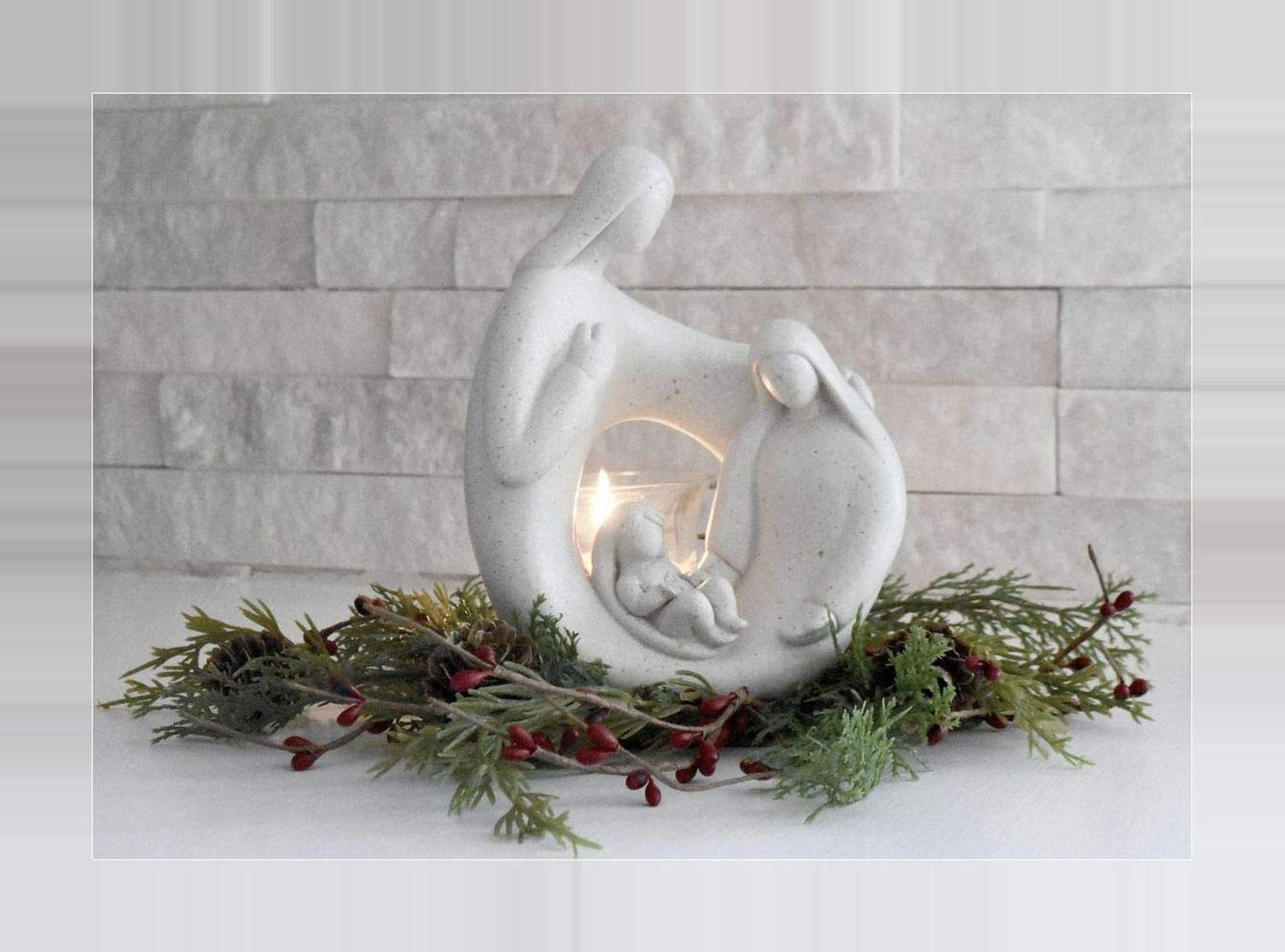 Nativity Statue Candleholder With LED Tealight Christmas Decoration or Gift