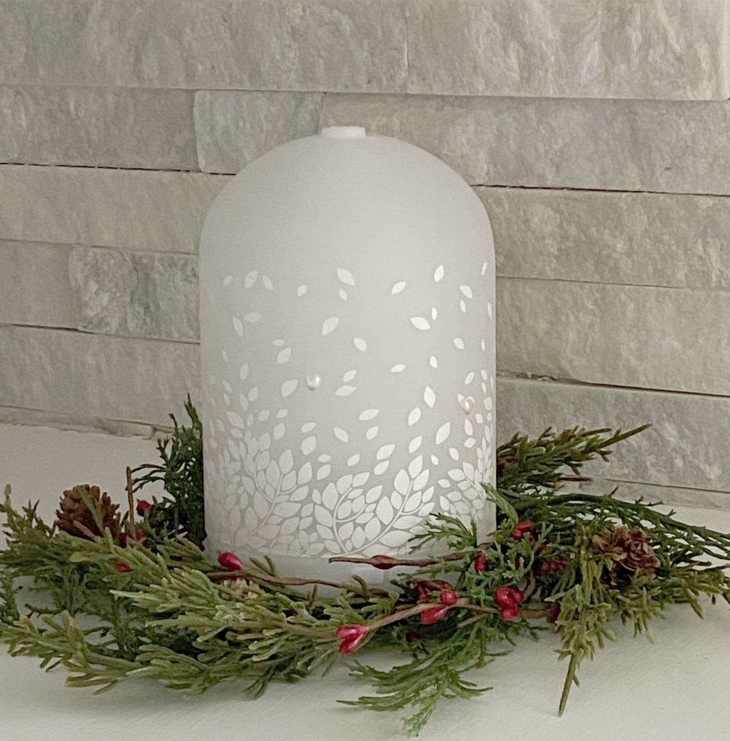 Oil Diffuser for Essential Oils with Wreath, Unique Christmas Gift